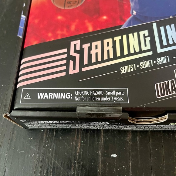 Dallas Mavericks NBA Luka Doncic Figurine by Hasbro NWT in box - Picture 6 of 6